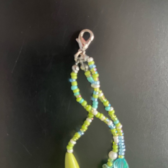 Simulated Green and Blue Turquoise Necklace - Picture 4 of 7